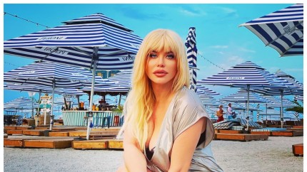 Loredana Groza dă cărțile pe față. Acesta este antrenamentul care o menține în formă