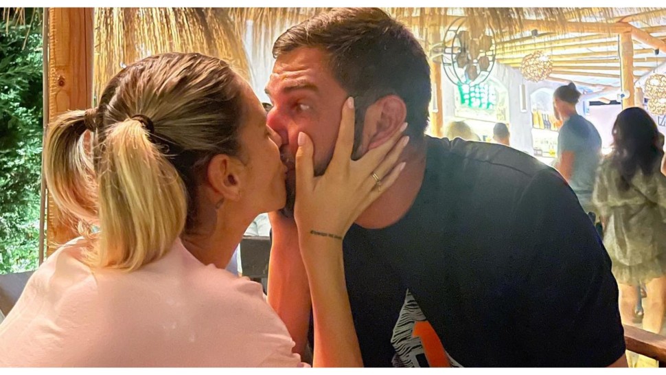 IMAGINI HOT cu Ramona Olaru și Cătălin Cazacu din Mykonos după ce s-au logodit