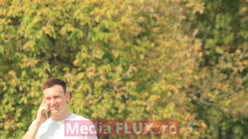 Denis Roabeș solistul de la The Motans atât de fericit după ce s-a logodit cu Bianca. Primele IMAGINI | FOTO PAPARAZZI