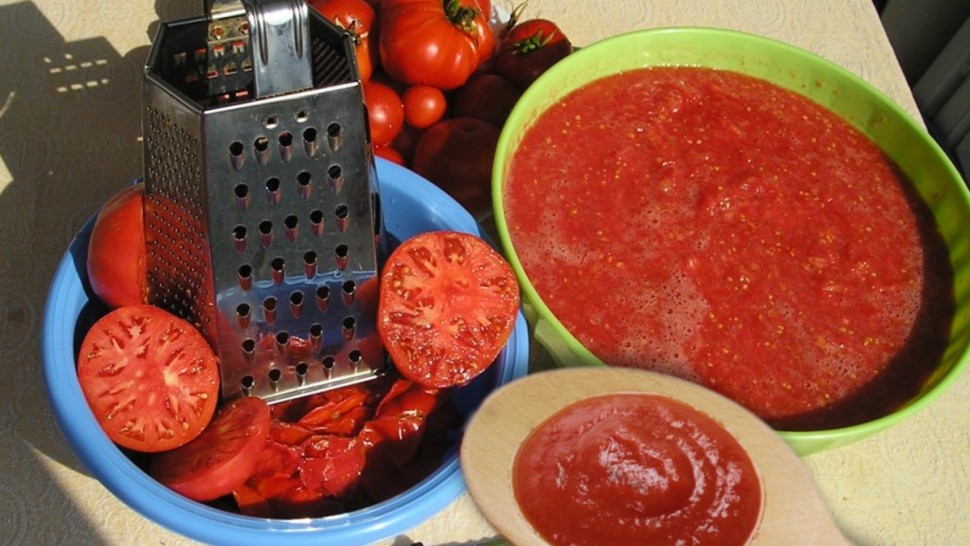 Bulion de roșii. Cum să îl pregătești în mod corect