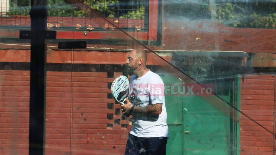 CRBL tot cu joaca tot cu joaca. Ce face artistul de când s-a întors în România | IMAGINI PAPARAZZI