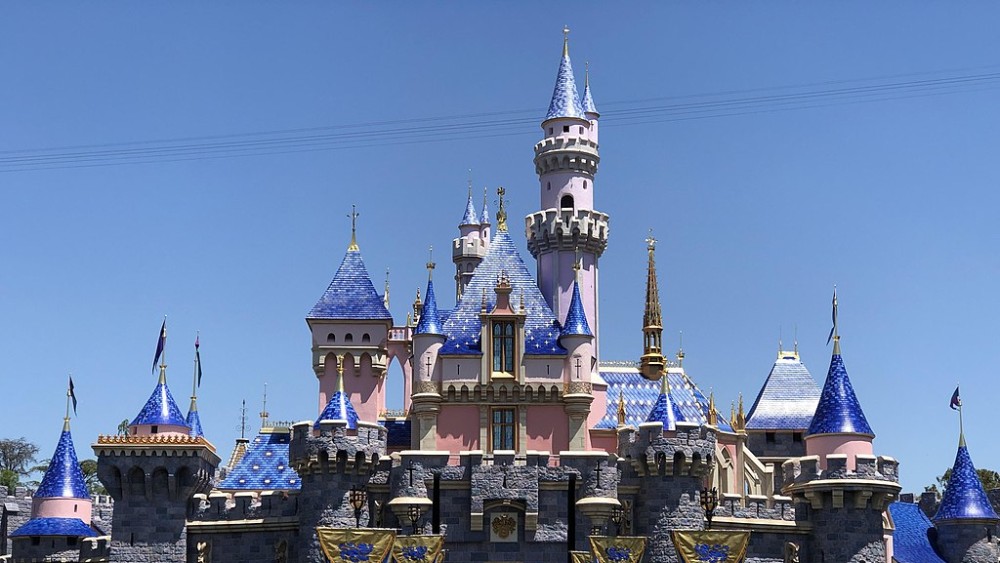 Primul parc Disneyland a fost deschis în 1955 și a șocat America. Câtă lume a venit la inaugurare