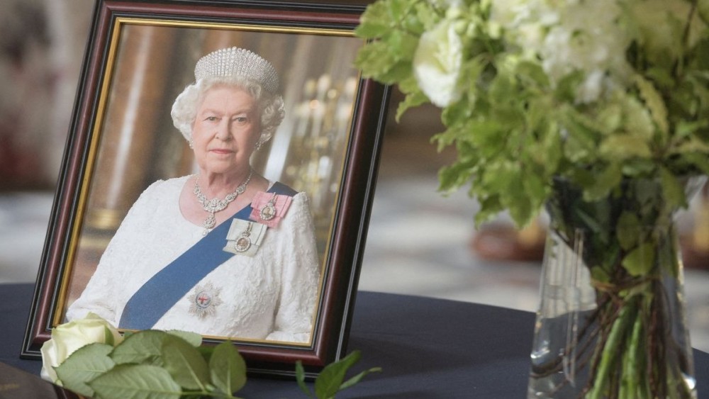 LIVE TEXT  VIDEO | Înmormântarea Reginei Elisabeta a II-a. Suverana este condusă pe ultimul drum | UPDATE