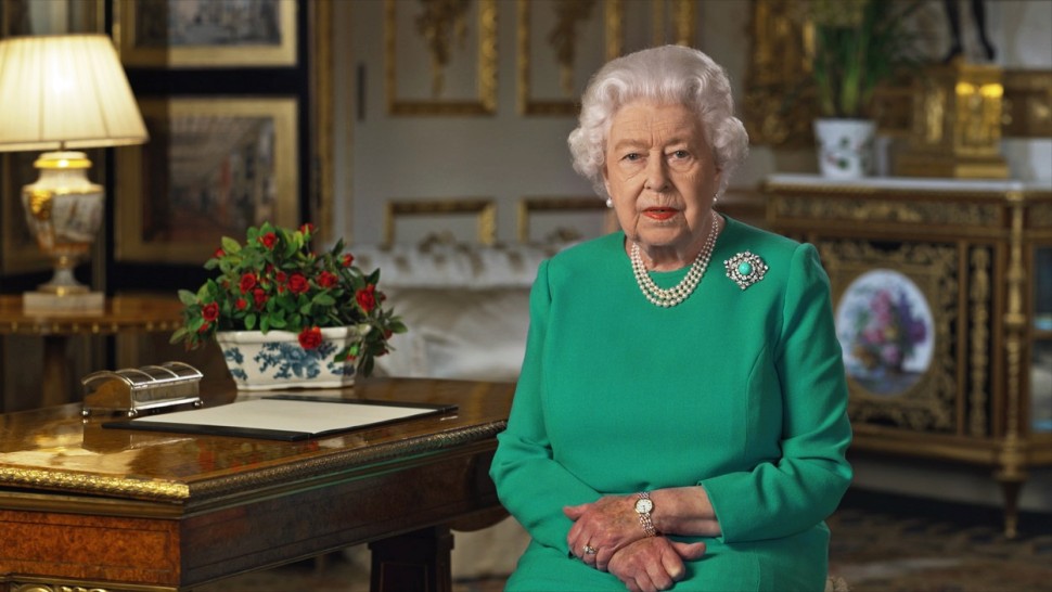 Regina Elisabeta a II-a a Marii Britanii în stare gravă. Medicii Suveranei sunt îngrijorați. Toată familia regală se află la castelul Balmoral