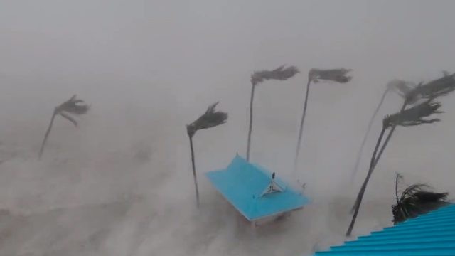 Ravagiile făcute de uraganul Ian în Florida. Una dintre cele mai iubite destinații turistice e distrusă