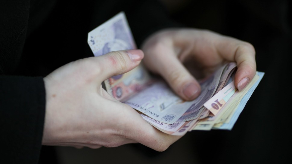 Se dau 4.000 de lei gratis de la stat. Acești români sunt vizați direct. Ministrul a anunțat cine va lua banii
