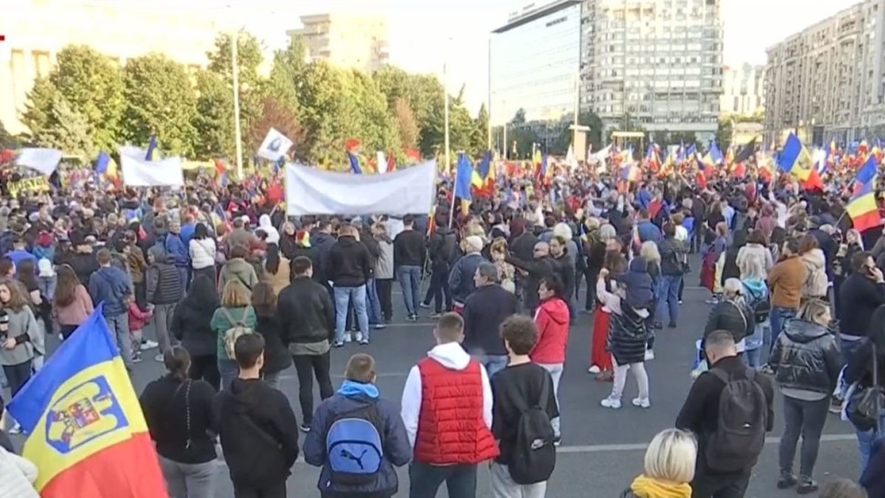 Val de proteste în toată țara. Angajați din mai multe sectoare ale economiei solicită Guvernului salarii mărite