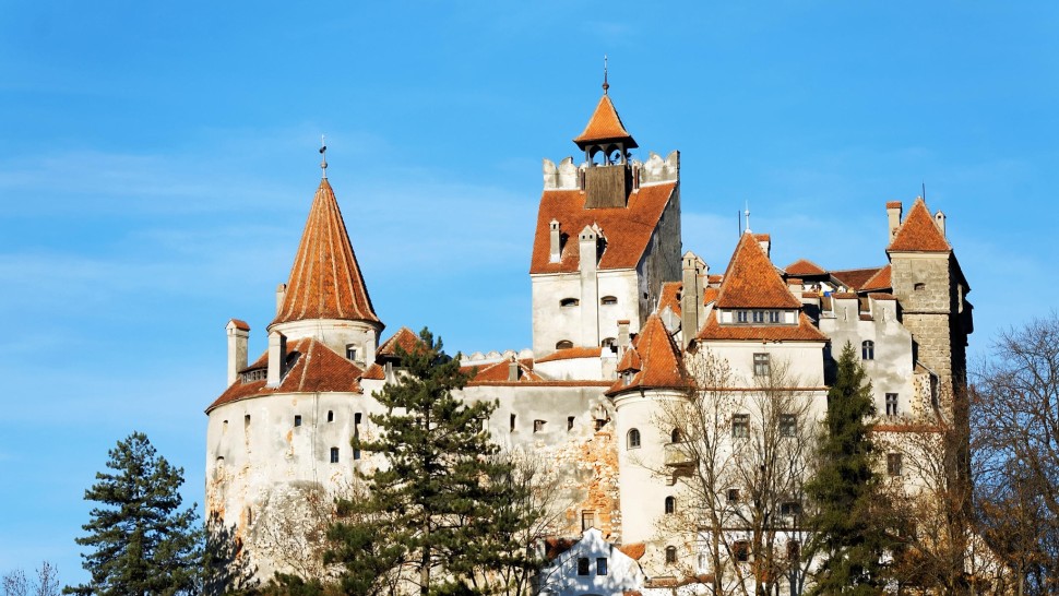 EXCLUSIV. Cât a costat închirierea Castelului Bran de către Elon Musk Detalii exclusive privind tranzacția