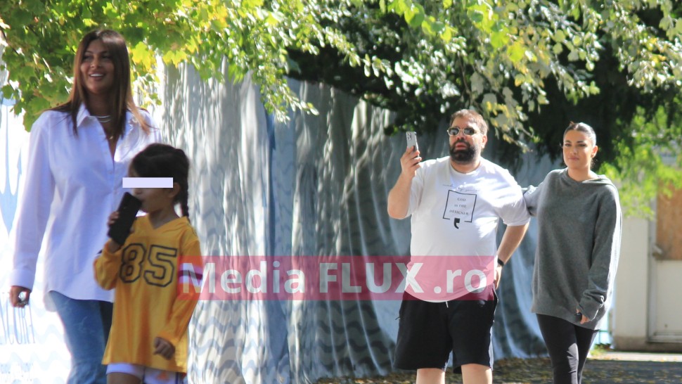 Ce-i mai trebuie lui Florin Salam cântat când de domnițele lui e atât de răsfățat | IMAGINI PAPARAZZI
