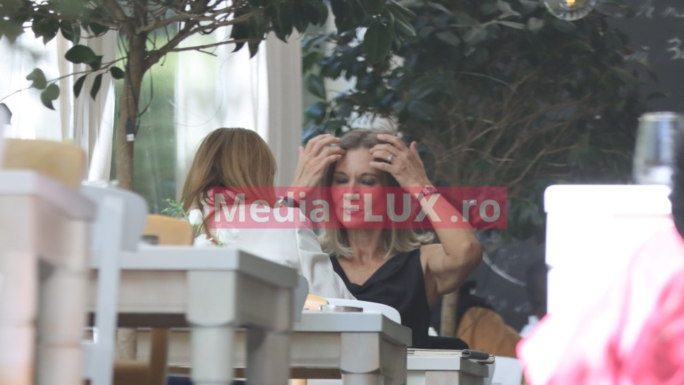 Romanița Iovan a serbat împlinirea a 58 de ani cu o schimbare de look | IMAGINI PAPARAZZI