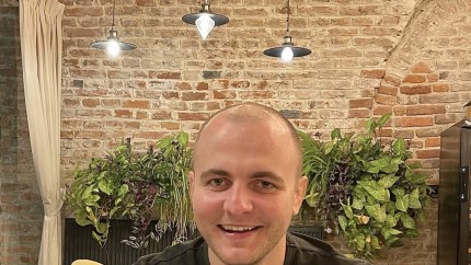 Andrei Gușă editorial de excepție Țara arde și baba se piaptănă - politizarea Cupei Mondiale din Quatar