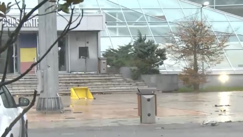 O femeie din mafia italiană Ndrangheta arunca în aer bancomate la Constanța. Dădea loviturile la 3 dimineața