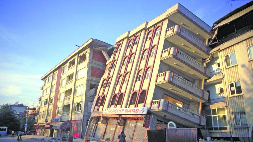 Cât de sigure sunt blocurile din România. Variante de a verifica dacă un apartament va rezista la un cutremur