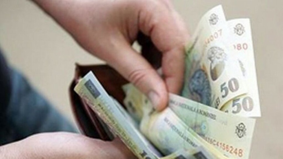 100 de lei în plus la salariu pentru fiecare copil înscris la școală. Proiect important în Senat