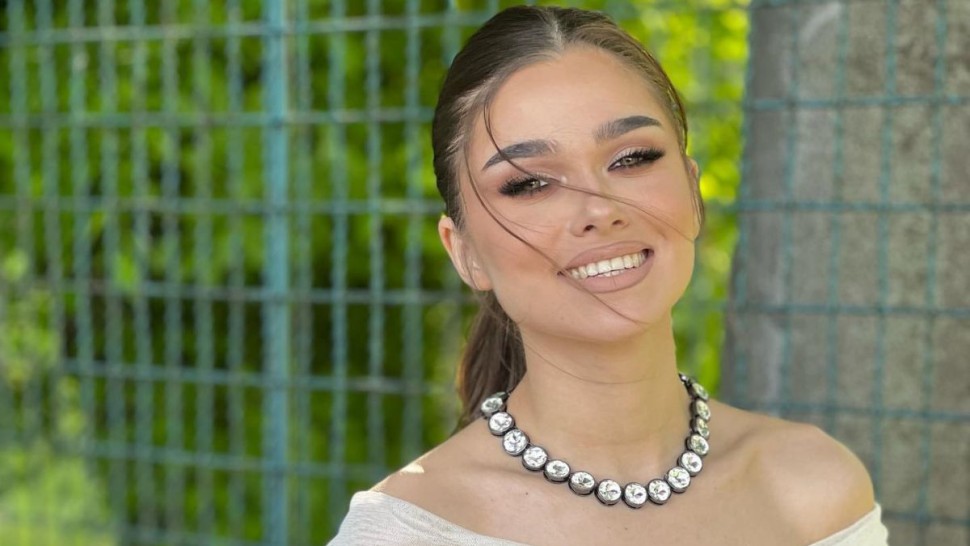 Theo Rose este gravida. Confirmarea oficială vine de la tatăl vedetei