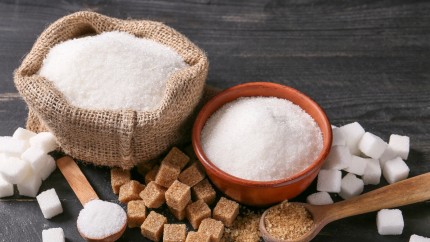 Alimentul care îngrașă mai mult ca zahărul. Mulți români îl folosesc zi de zi