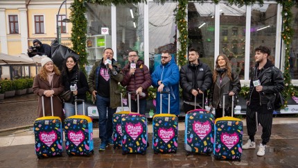 A început Orașul Faptelor Bune. DJ-ii Radio ZU sunt LIVE în maratonul faptelor bune