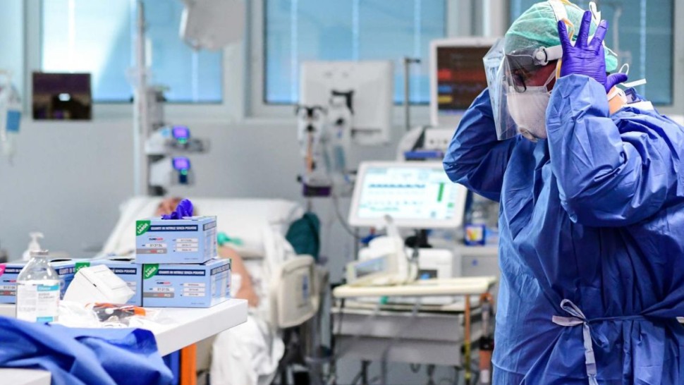 Persoanele neasigurate vor beneficia gratuit de servicii medicale oncologice. De unde vor veni banii