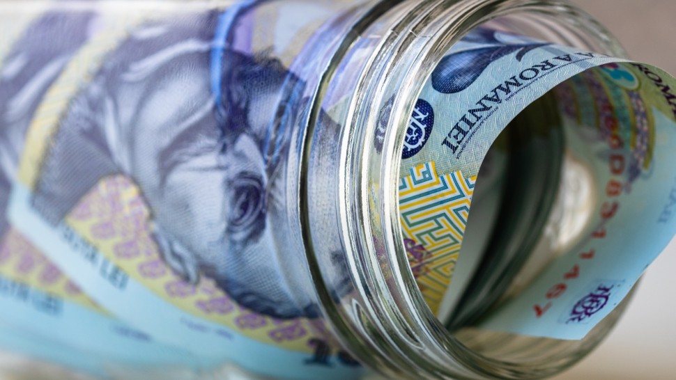 România are CEL MAI MIC nivel de educație financiară din Europa. Cum e afectată viața tinerilor