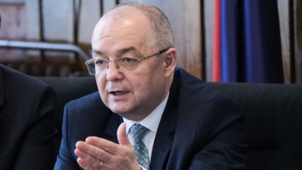 9.000 de lei pentru o cafea cu Emil Boc. Atât a plătit un bărbat pentru a petrece 15 minute cu primarul Clujului