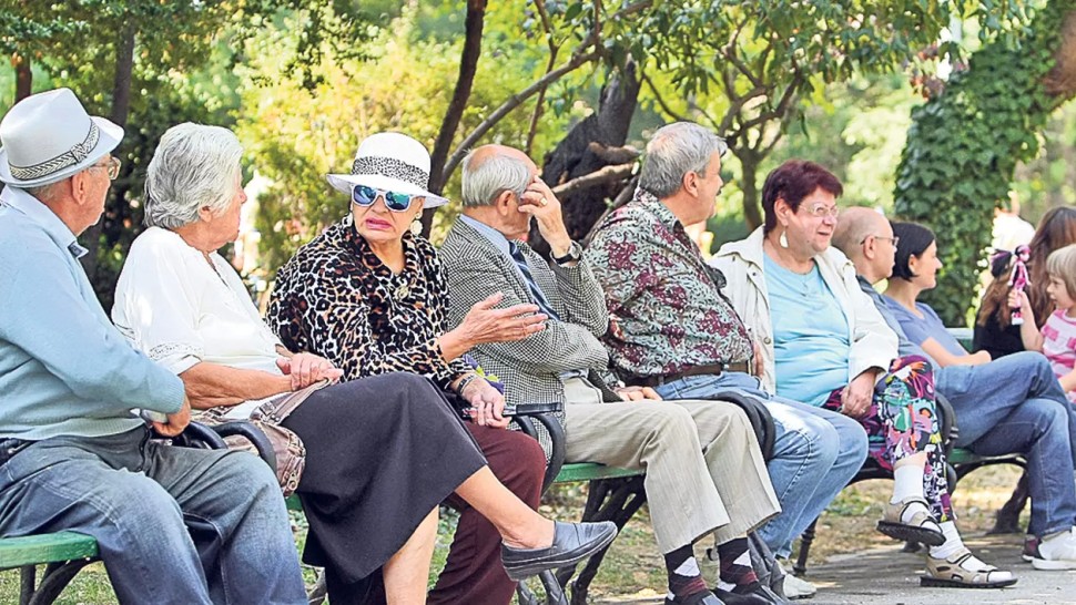 Vești bune pentru pensionari vor primi 120.000 de bilete la tratament balnear anul acesta