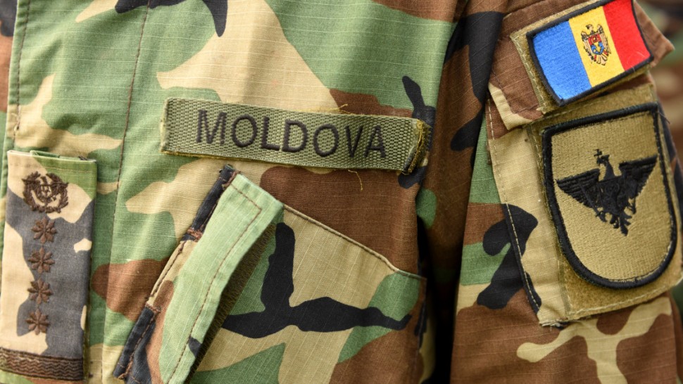 Armata moldoveană trece la manevre în toate garnizoanele după ce Transnistria a sunat mobilizarea