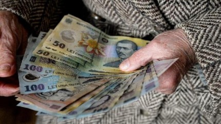 Se dau până la 500 de lei în plus pentru pensionari în octombrie Ministerul Muncii veste pentru cei cu pensii mici