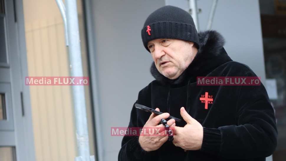 Gigi Becali un milionar cu... crucea-n frunte. Drumuri providențiale făcute de finanțatorul FCSB | IMAGINI PAPARAZZI