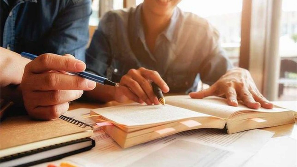 Venituri uriașe din meditații un profesor a declarat 15 milioane de lei la ANAF