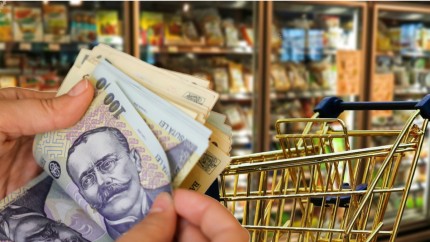 Inflație versus scumpiri. Vești proaste pentru români de la analiști financiari de renume