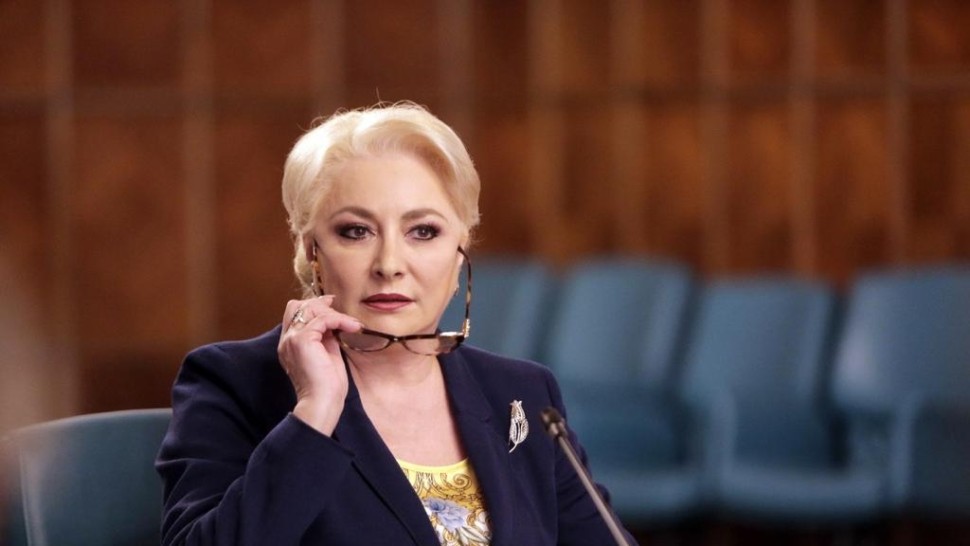 Fostul designer vestimentar al Vioricăi Dăncilă angajat la ICR Istanbul pe un salariu de 4.000 de dolari