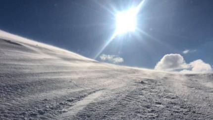 Meteorologii anunță ninsori abundente și viscol puternic la munte. Temperaturi de primăvară în sud