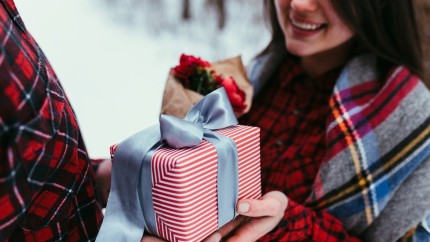 Cadouri de Crăciun sau Secret Santa sub 100 de lei Poți oferi un dar frumos fără să plătești o avere