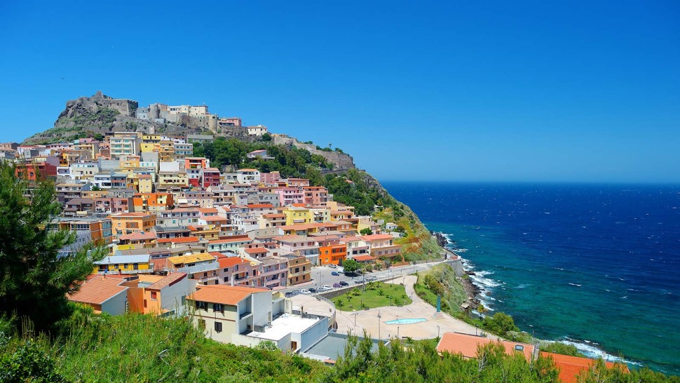 Viața în Sardinia. Avantaje și dezavantaje