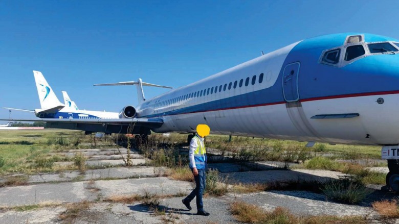 Cine e românul care a cumpărat avionul lui Ovidiu Tender scos la vânzare de ANAF. Îl transformă în locuință