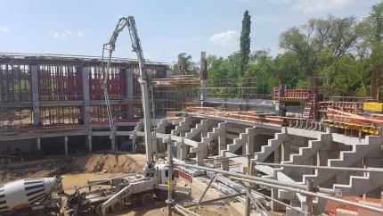 Se reiau lucrările la patinoarul Flamaropol. Șantierul a fost abandonat în anul 2019