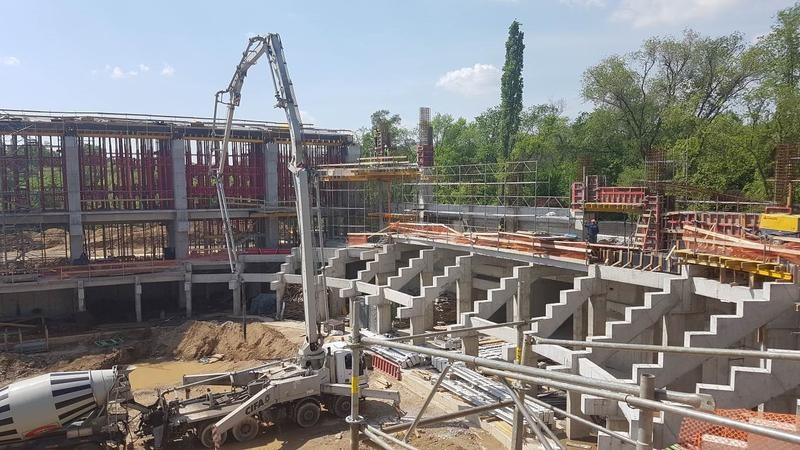 Se reiau lucrările la patinoarul Flamaropol. Șantierul a fost abandonat în anul 2019