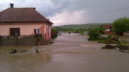 Cod portocaliu de inundații. Care sunt zonele cele mai expuse