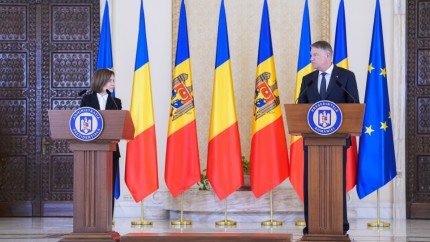 Maia Sandu și Klaus Iohannis mesaje puternice de la București. Ştim că sângele apă nu se face şi relaţia noastră este cea mai bună dovadă