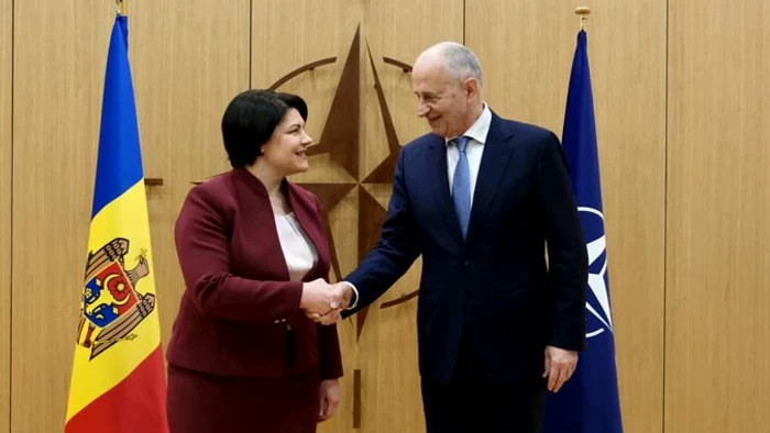 Mircea Geoană întâlnire la Bruxelles cu premierul de la Chișinău NATO va continua să sprijine Republica Moldova
