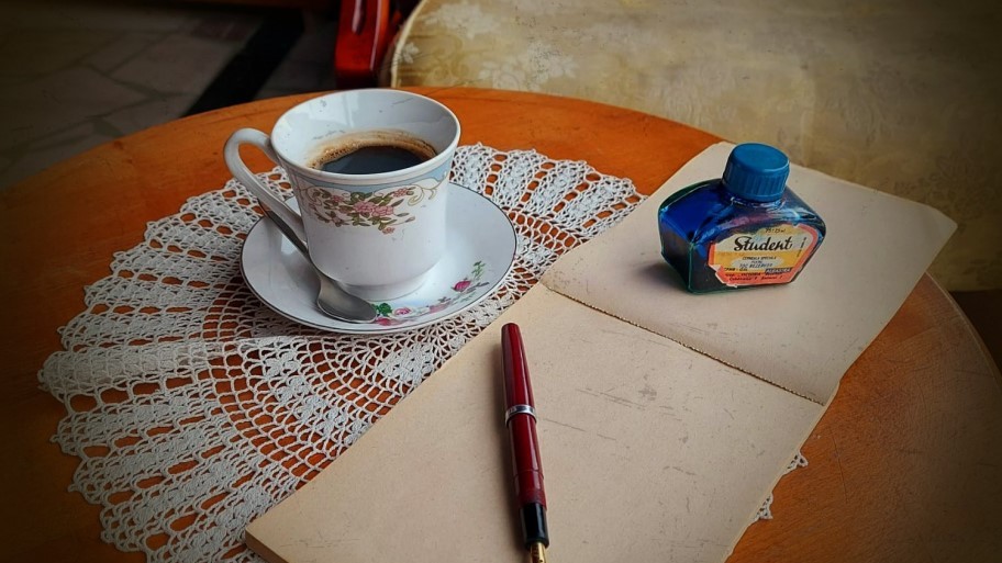 Un nechezol pentru o poveste din comunism Cine a inventat celebra cafea din Epoca de Aur