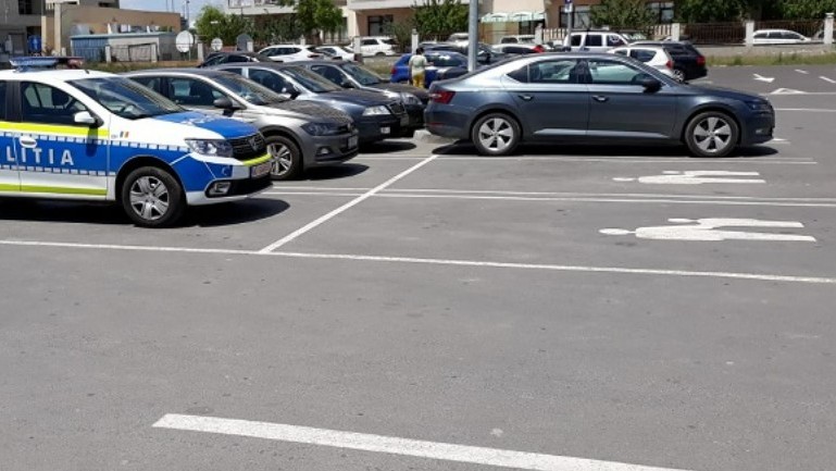 Amenzi trimise automat șoferilor care nu plătesc parcarea în București. Se pot primi și mai multe sancțiuni în aceeași zi
