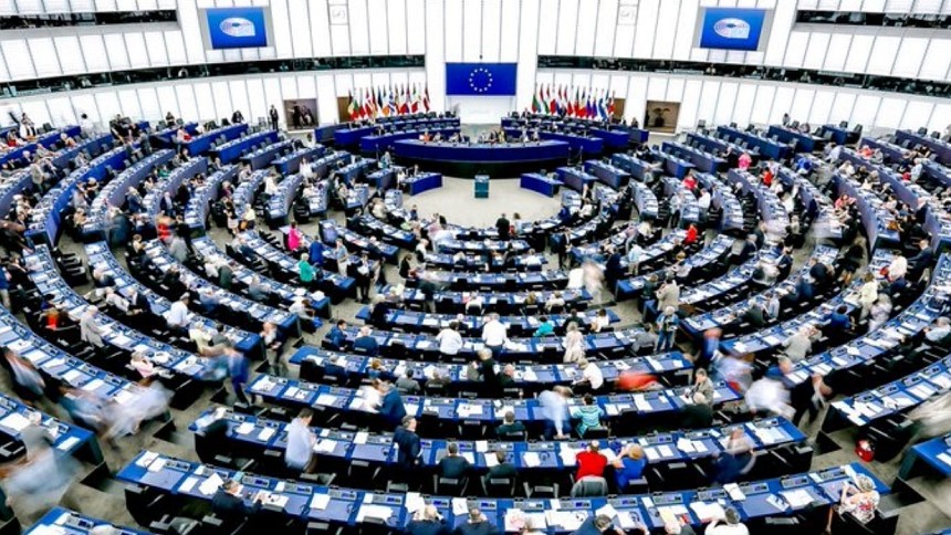 Scandalul de corupţie Qatargate continuă în Parlamentul European. Alți doi europarlamentari au fost arestaţi