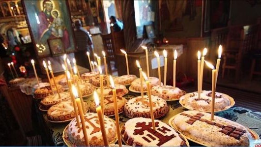 Moșii de iarnă 2023. Ce tradiții și obiceiuri se respectă în Sâmbăta Morților