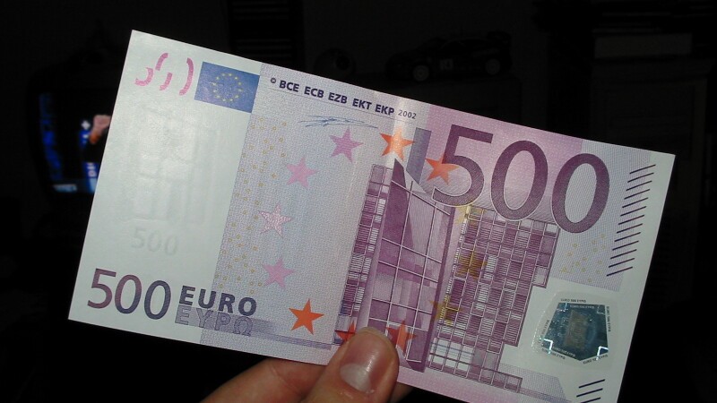 Se dau 500 de euro dintr-un foc pentru sute de mii de români Ajutor nesperat de la stat
