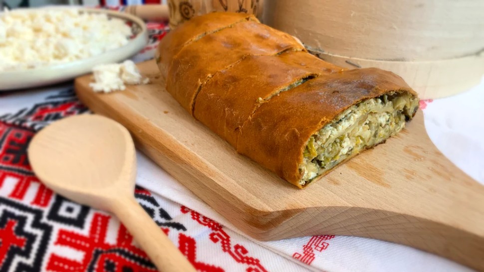 Rețetă pâine umplută cu ciuperci și praz. Curcubeu pe cerul gurii