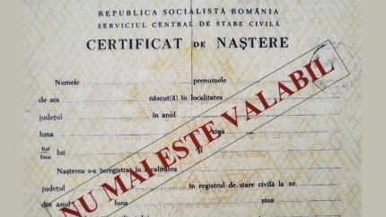 Unele certificate de naștere românești nu mai sunt valabile. Ce români vor avea probleme dacă nu le schimbă