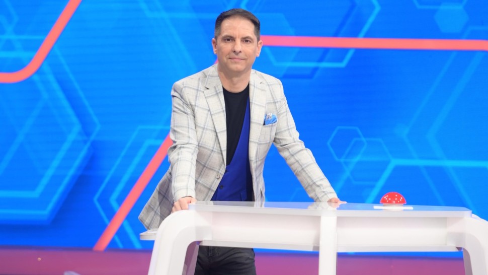 Singurătatea lui Dan Negru. De ce a ales să trăiască așa