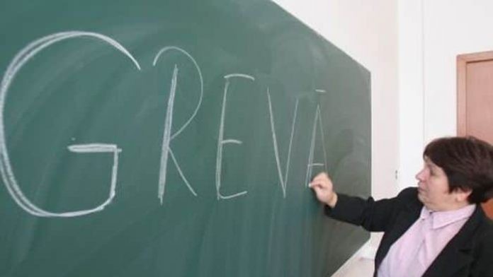 Sindicatele din Educație vor venituri cu 25 mai mari și creșterea salariului debutantului