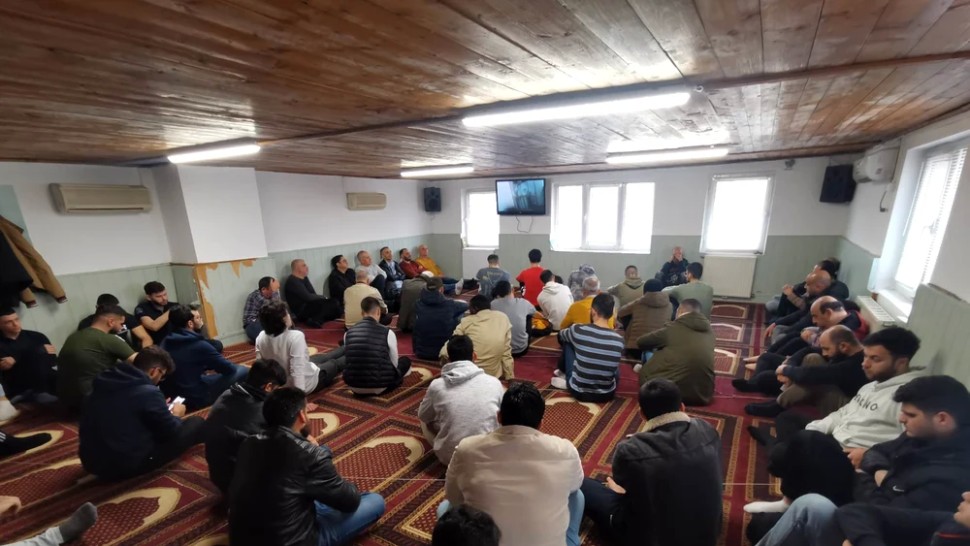 Arabii vor statut de minoritate în România. Ce avantaje le-ar aduce acest lucru